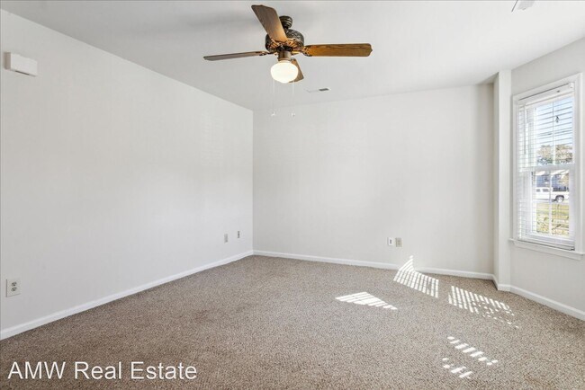 Foto del edificio - 3 br, 2.5 bath House - 107 Heather Way Unit C