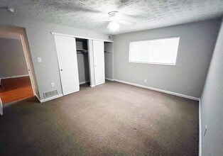 Building Photo - 525 Lowell Ave