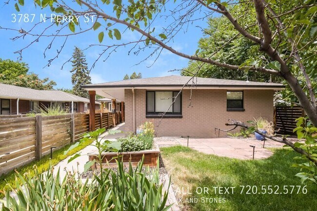 Foto del edificio - 3787 Perry St