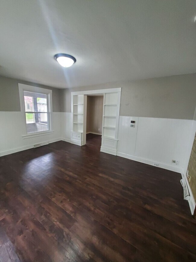 Foto del edificio - 1613-1615 Taylor Ave. (Duplex)