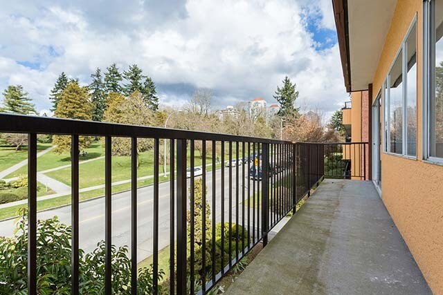 Photo du bâtiment - Park Villa Apartments