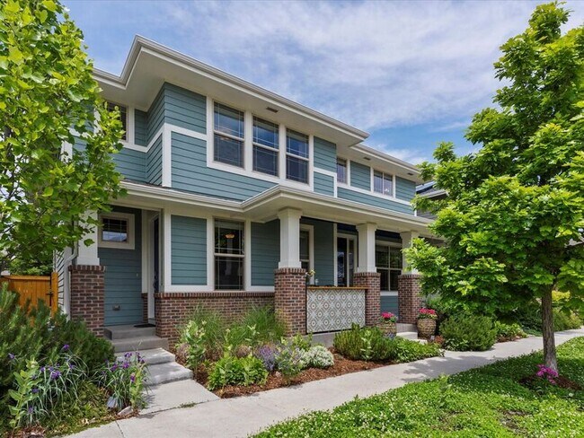 Building Photo - 5445 Verbena St