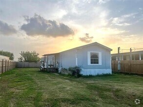 Building Photo - 2525 Oyster Creek Bend