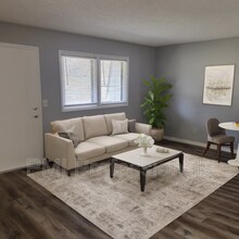 Building Photo - 2929 Selena Dr