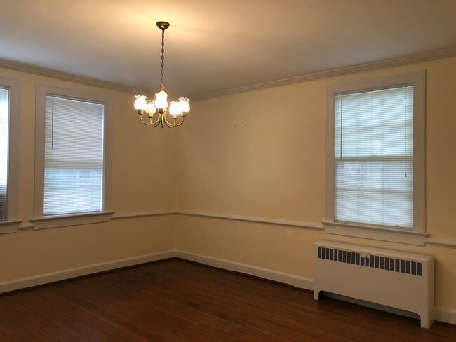 Building Photo - Charming Carriage House in Boonsboro!