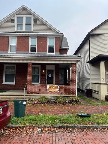 Primary Photo - 113 Grand Ave