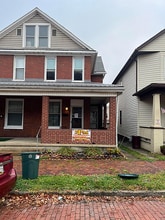 Building Photo - 113 Grand Ave