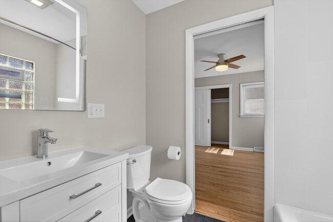 Building Photo - 11817 W North Ave