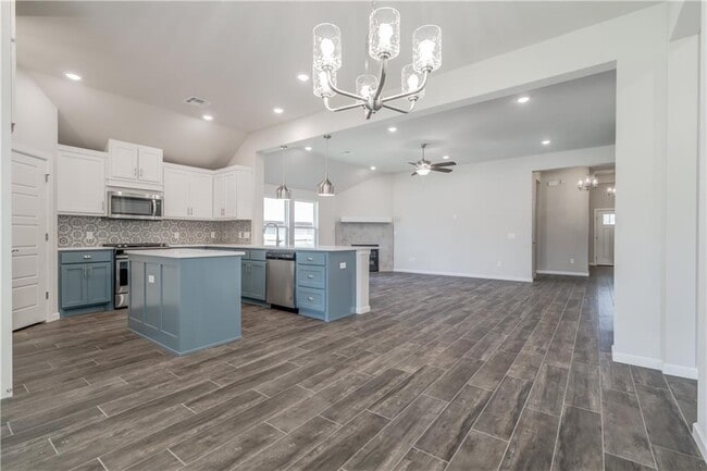 Building Photo - 6601 NW 150th Terrace