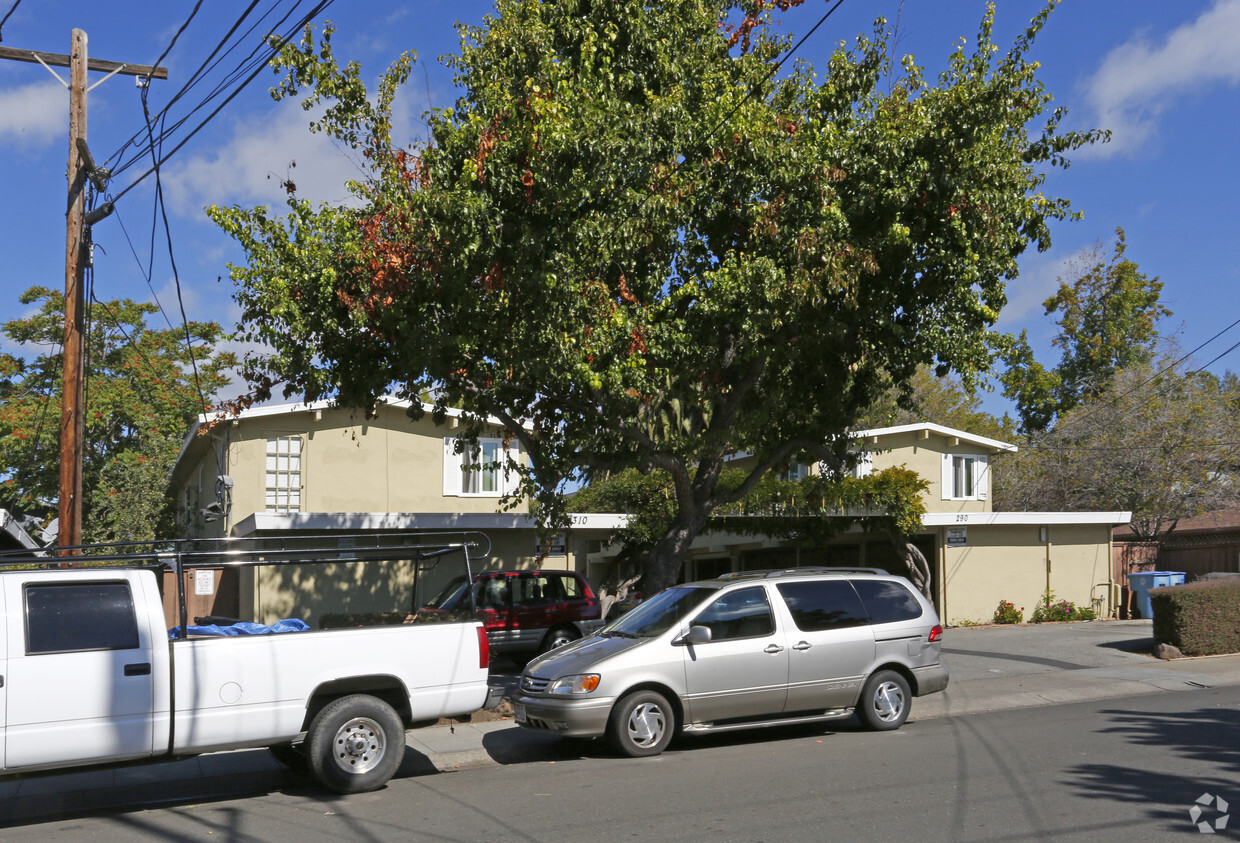 Building Photo - 290 Ventura Ave