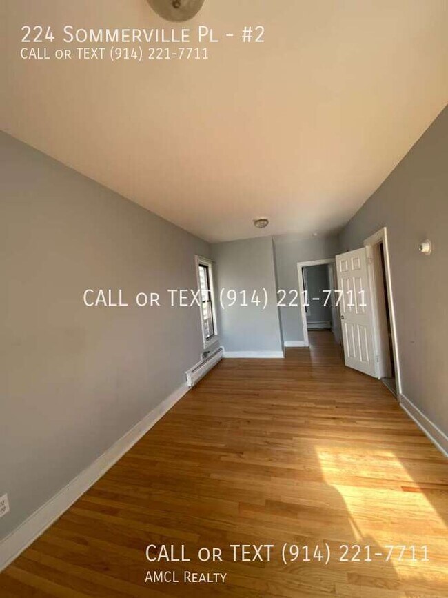 Building Photo - 224 Sommerville Pl