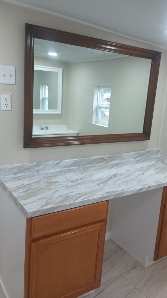 Foto del edificio - 2715 5th Ave E