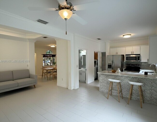 Foto del edificio - 4959 SW 135th Way