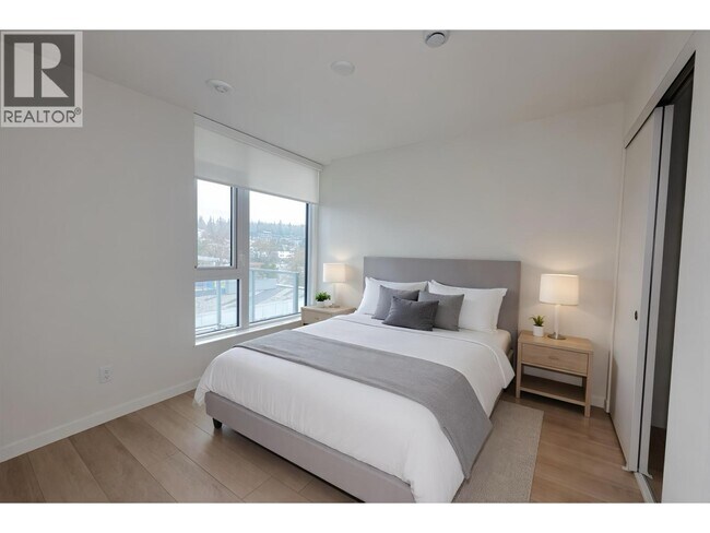 Building Photo - 311 Alderson Ave