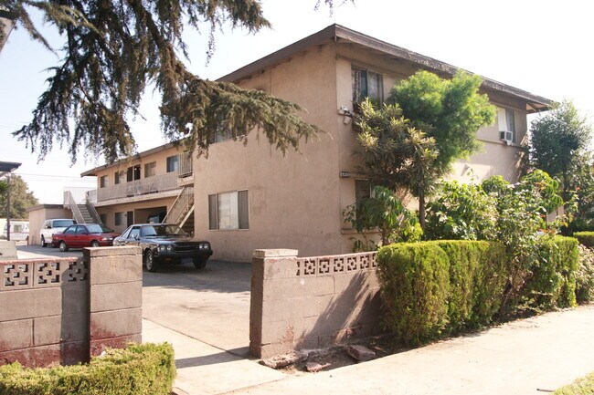Foto del edificio - 530 N San Gabriel Ave