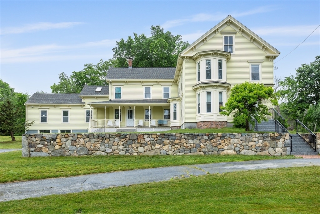 Primary Photo - 20 Old Lowell Rd