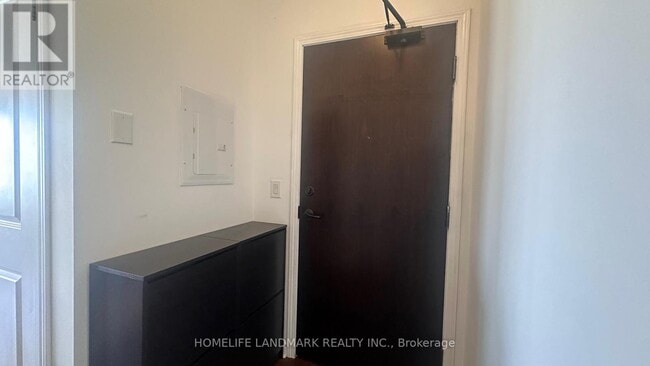 Building Photo - 385 Prince of Wales Dr