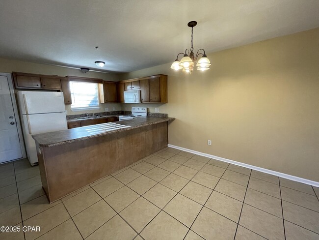 Foto del edificio - 1803 Hickory Ave