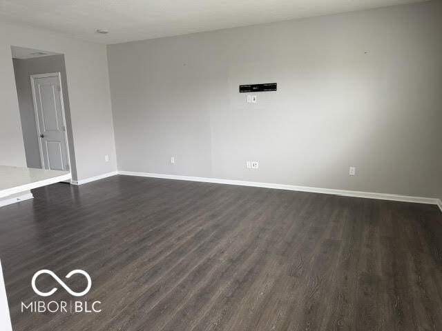 Building Photo - 6389 Wasco Dr