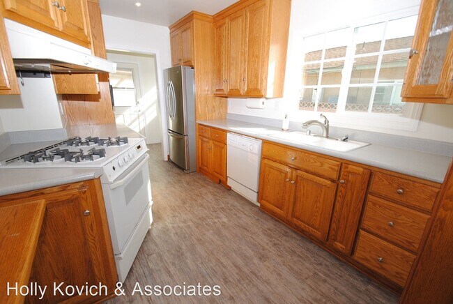 Building Photo - 3 br, 2 bath House - 5819 Hardwick St.