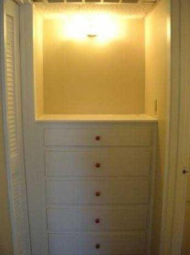 Foto del edificio - ESCALA - WEST CAMPUS - STUDIO