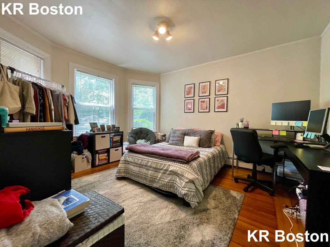 Primary Photo - 793 Washington St