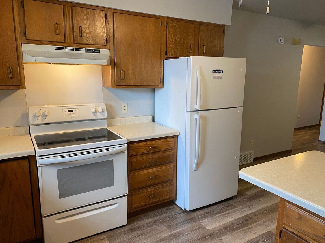 Foto principal - 608 N Walnut Ave