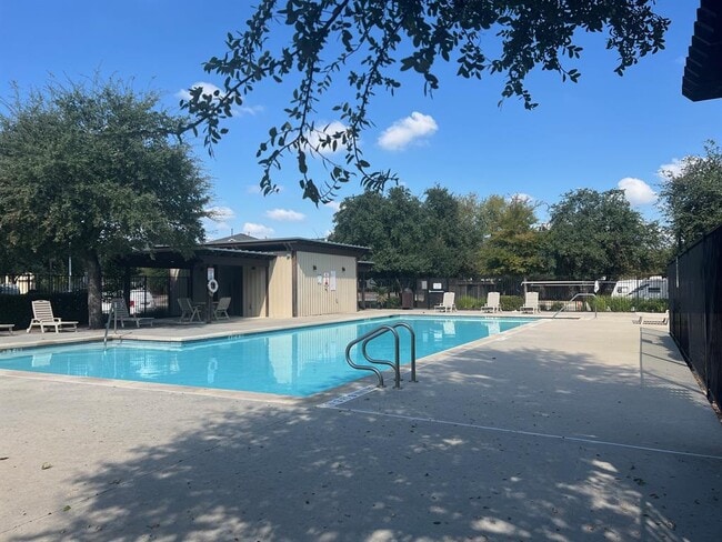 Building Photo - 13700 Sage Grouse Dr