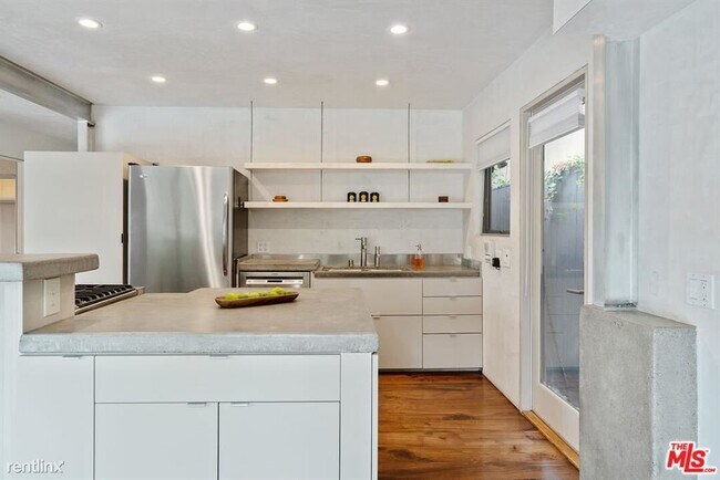 Building Photo - 2 br, 2 bath House - 625 Santa Clara Ave