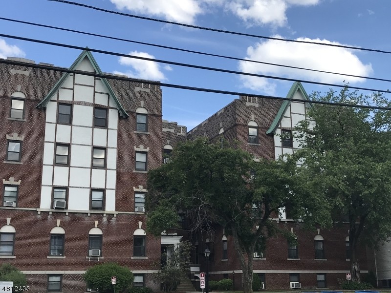 Primary Photo - 455 Passaic Ave