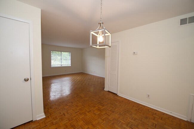 Foto del edificio - 3535 Roswell Rd NE