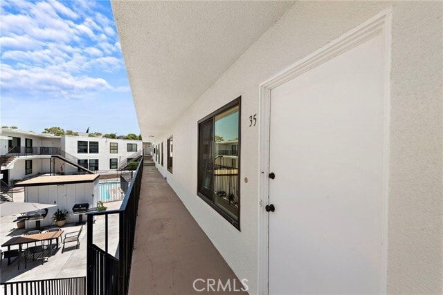 Building Photo - 6679 Linda Vista Rd