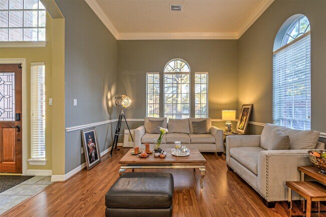 Foto del edificio - 1914 Sand Hollow Ln