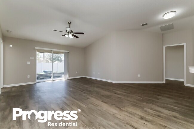 Building Photo - 8133 Alamosa Wood Ave