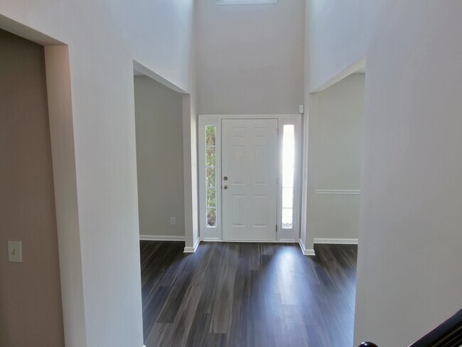 Foto del edificio - 3225 Blackwood Ln