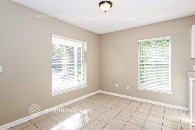 Foto del edificio - 91 Donner Rd