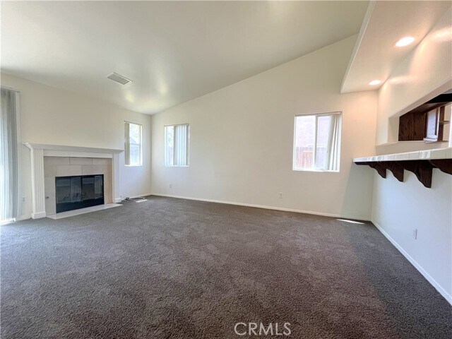 Foto del edificio - 860 Maple Ave