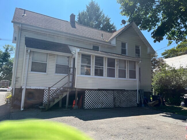 Building Photo - 207A Copeland St