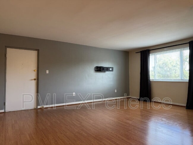 Building Photo - 3825 Hamilton St