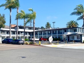 Building Photo - 1141 Silverado St