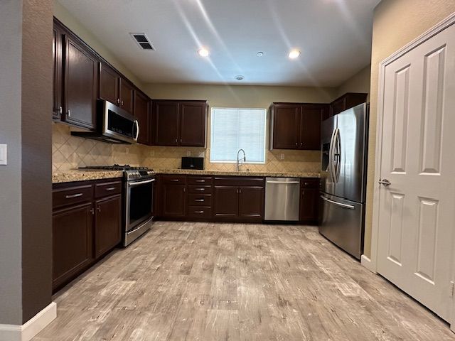 Foto del edificio - 4509 Brandi Ln