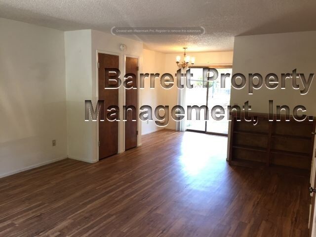 Building Photo - Park Place Apartment 2/1.5 Section 8 OK