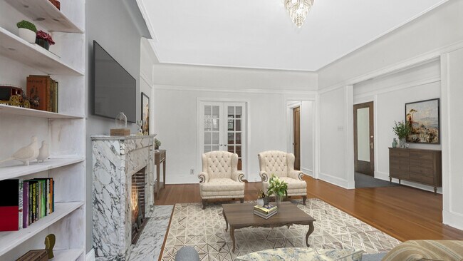 Foto del edificio - 1241 W Columbia Ave