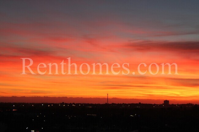 Foto del edificio - 4931 Sky St
