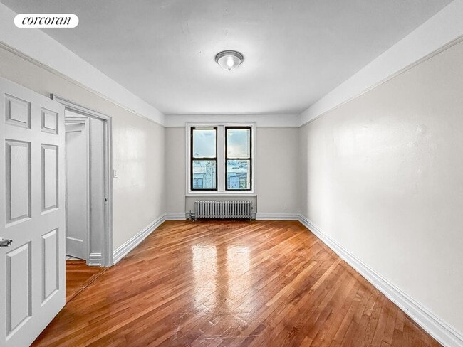 Building Photo - 416 68th St