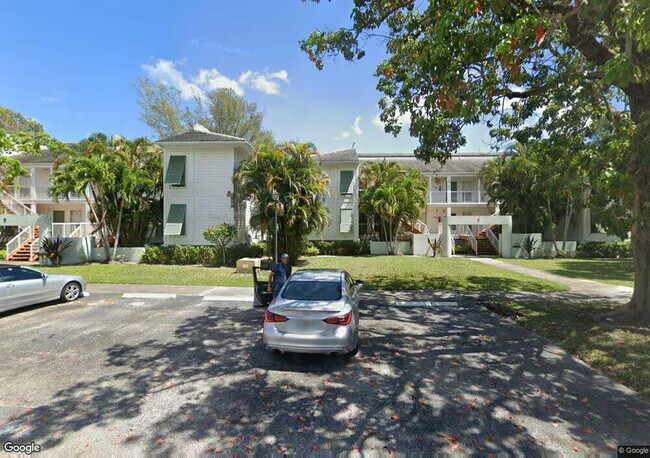 Foto del edificio - 155 Cypress Point Dr