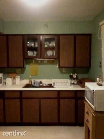 Primary Photo - 17733 W Davison St