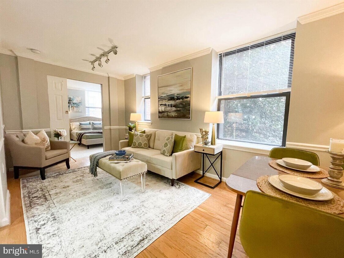 Foto principal - 1436 Meridian Pl NW