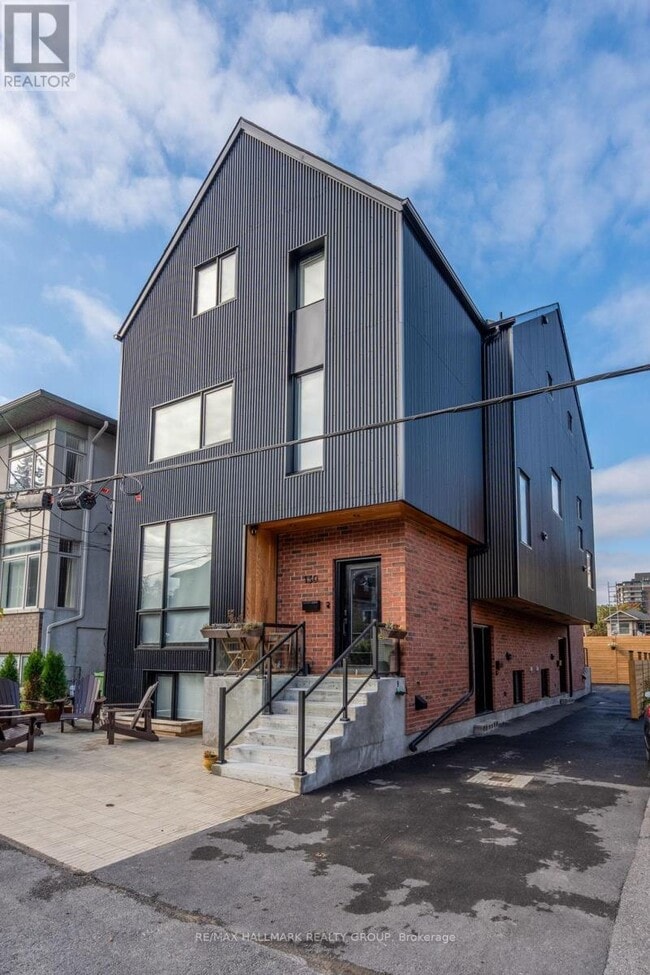 Building Photo - 130 Glenora St