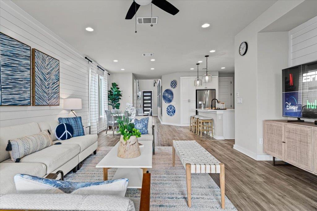 Primary Photo - 6508 Velvet Leaf Ln